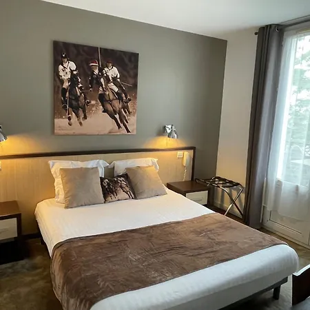 Adonis La Baule-Escoublac