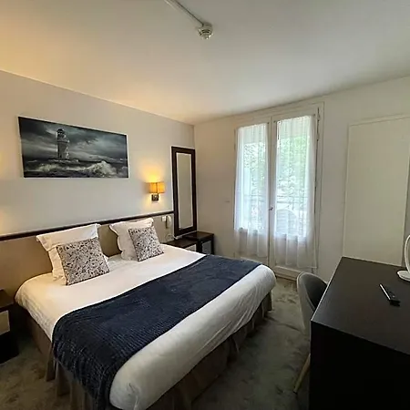 Hotel Adonis
