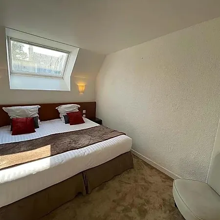 Hotel Adonis